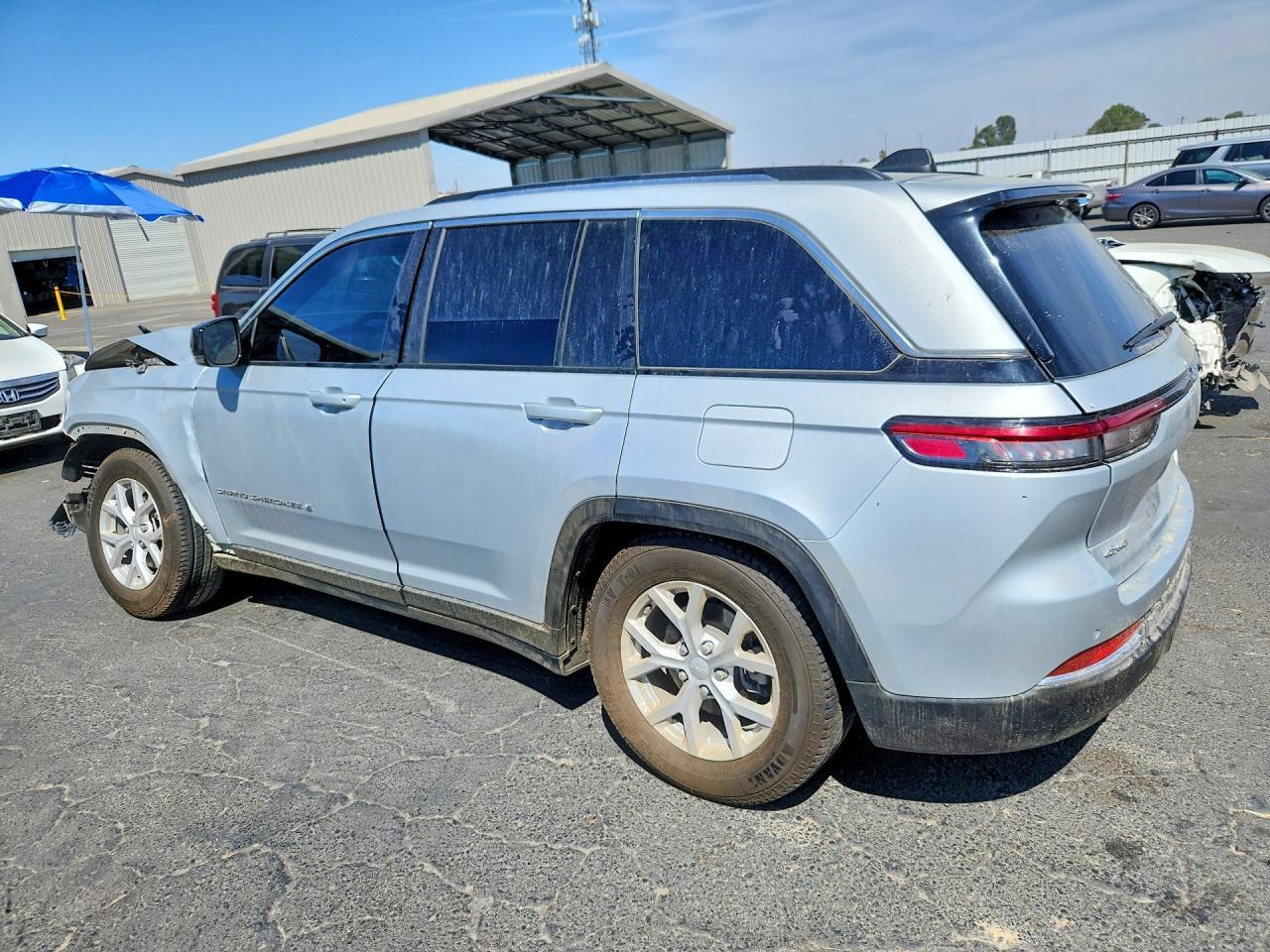 2023 JEEP GRAND CHEROKEE LIMITED — Фото 2 из 14
