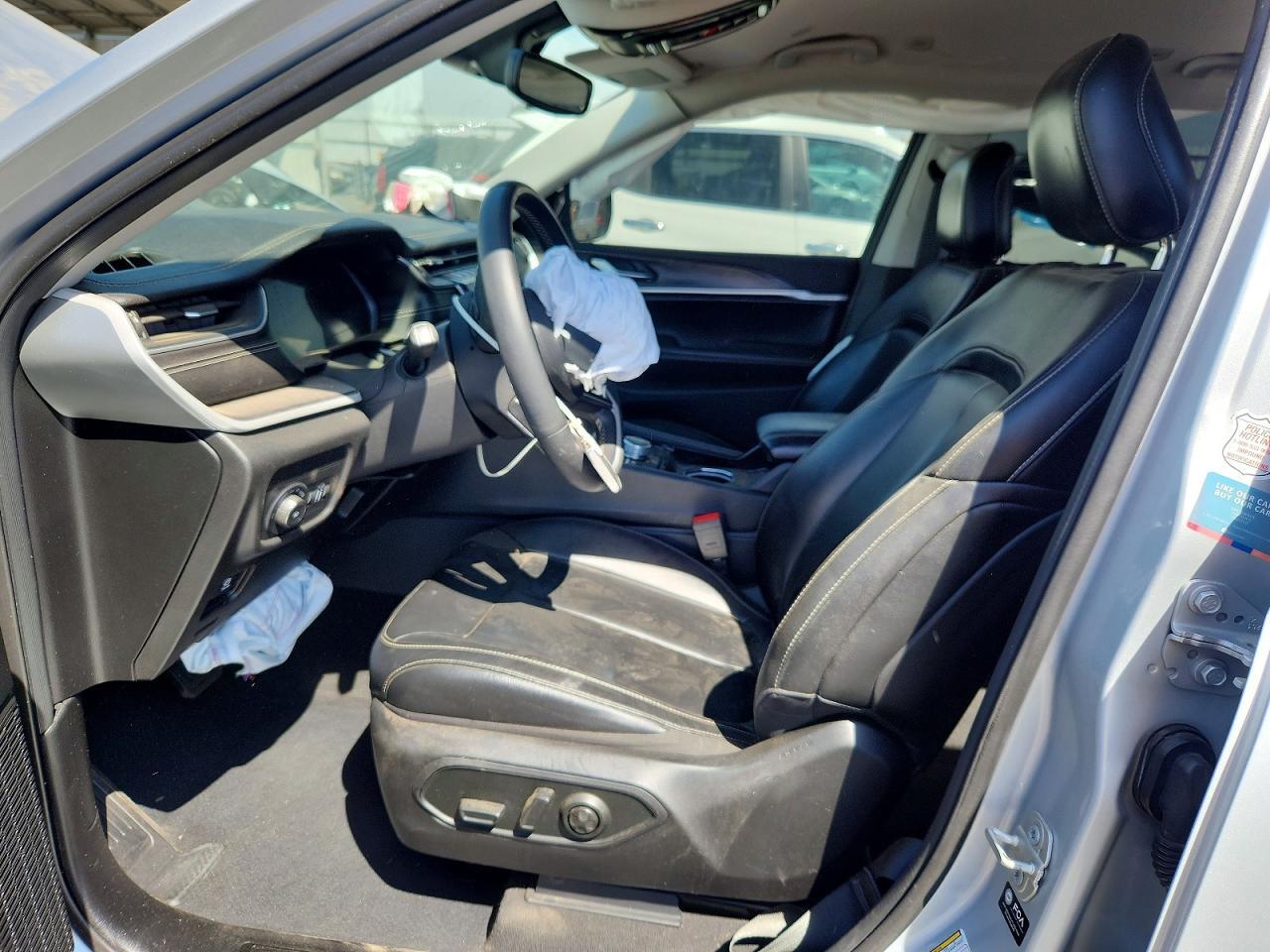 2023 JEEP GRAND CHEROKEE LIMITED — Фото 7 из 14