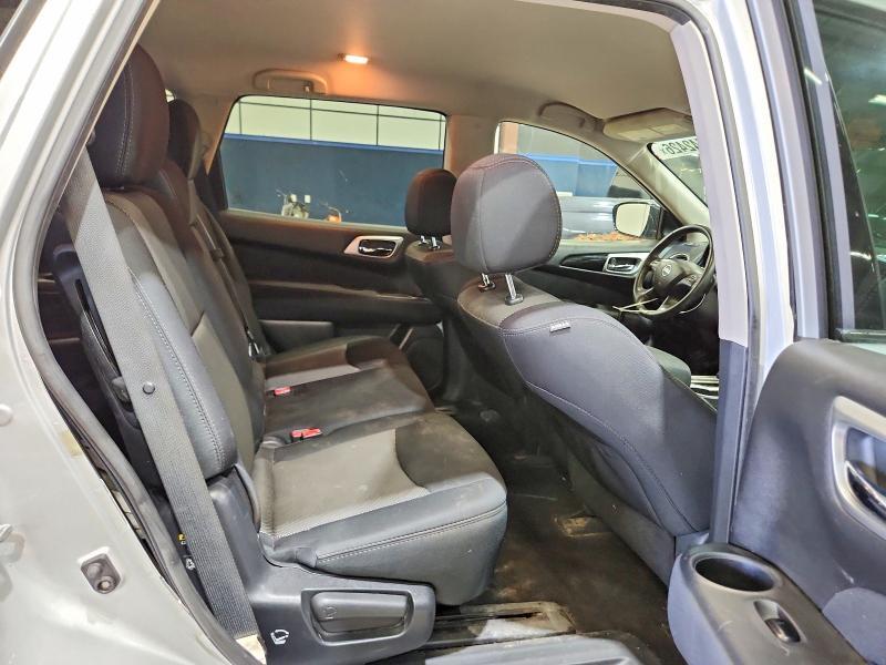 2017 NISSAN PATHFINDER SV — Фото 11 из 13