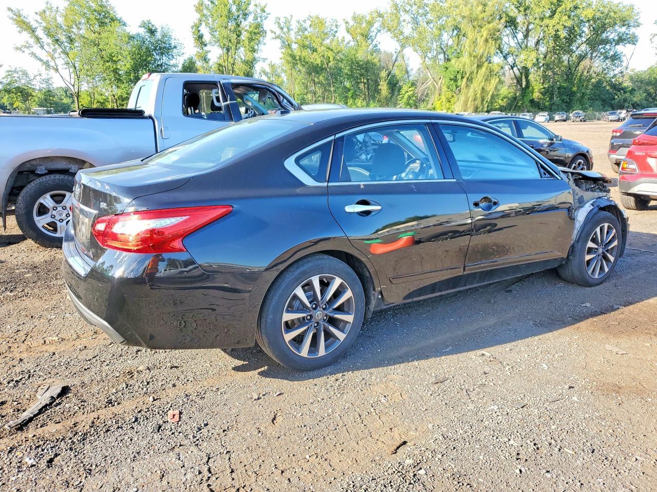 2017 NISSAN ALTIMA 2.5 SL — Фото 3 из 13