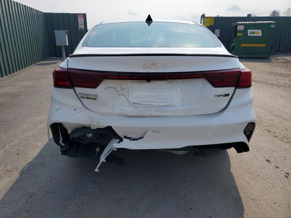 2023 KIA FORTE GT LINE — Фото 6 из 12