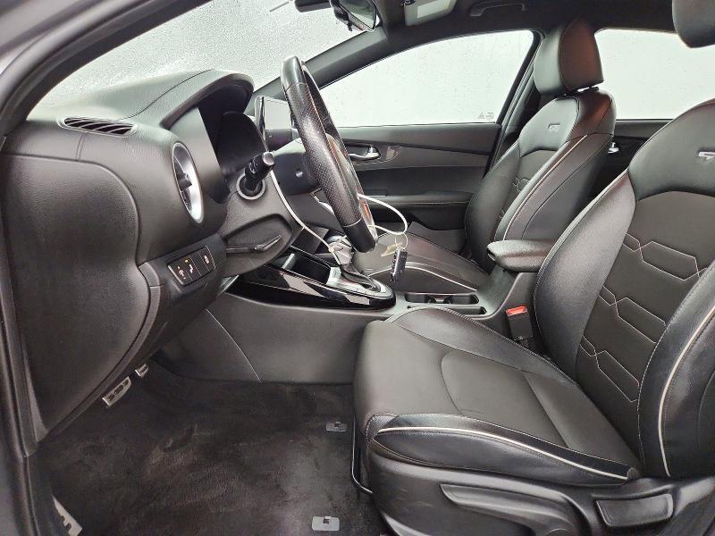 2023 KIA FORTE GT LINE — Фото 7 из 12
