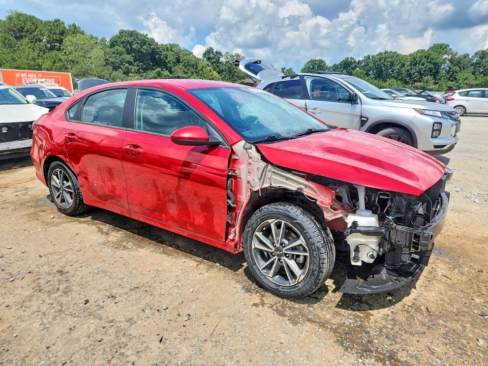 2023 KIA FORTE LXS — Фото 4 из 13