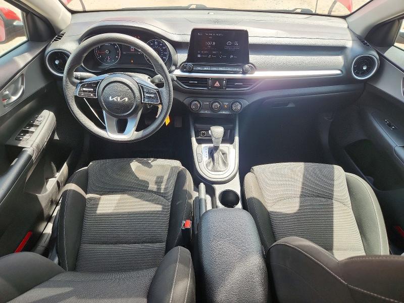 2023 KIA FORTE LXS — Фото 8 из 13