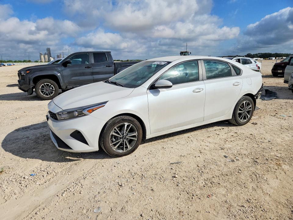2023 KIA FORTE 3KPF24AD1PE624758