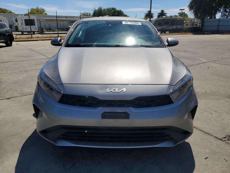 2023 KIA FORTE LXS — Фото 5 из 12