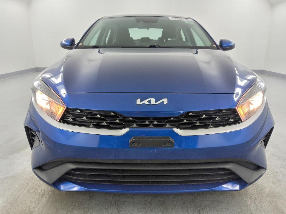 2023 KIA FORTE LXS — Фото 5 из 14