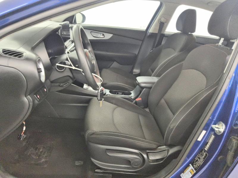2023 KIA FORTE LXS — Фото 7 из 14