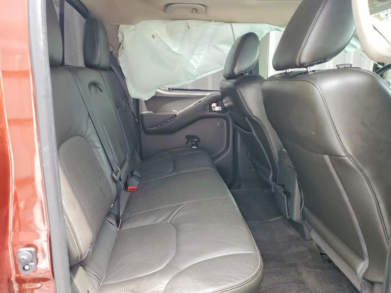 2017 NISSAN FRONTIER PRO-4X — Фото 10 из 13