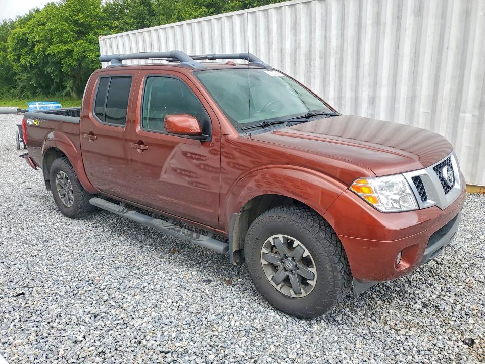 2017 NISSAN FRONTIER PRO-4X — Фото 4 из 13