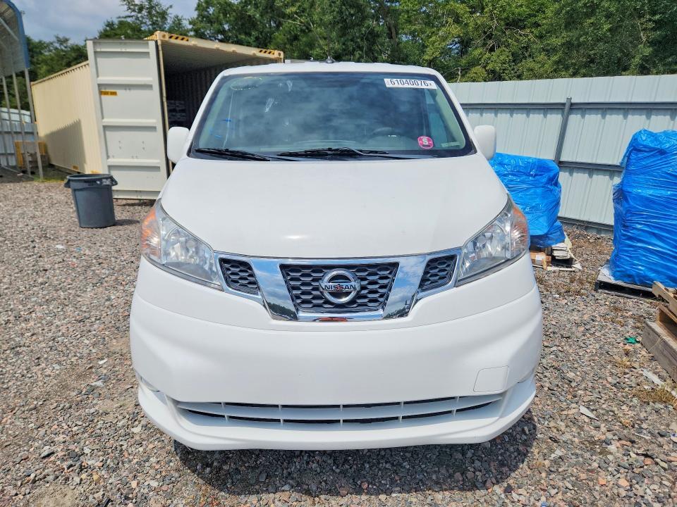 2017 NISSAN NV200 SV — Фото 5 из 13