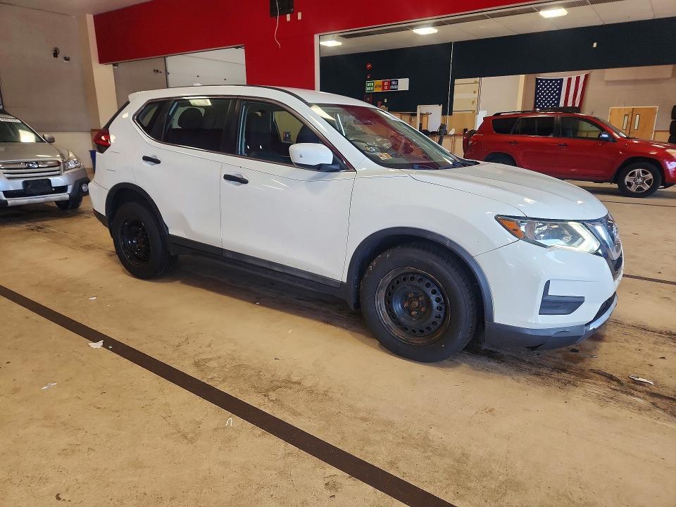 2017 NISSAN ROGUE S — Фото 4 из 13