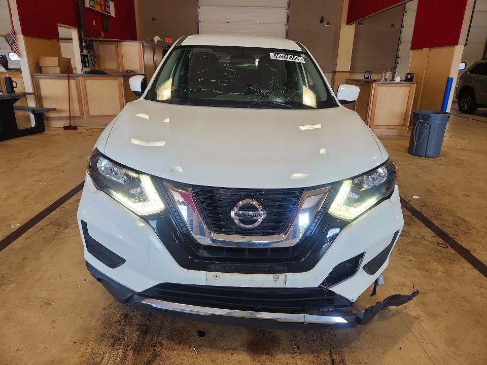 2017 NISSAN ROGUE S — Фото 5 из 13