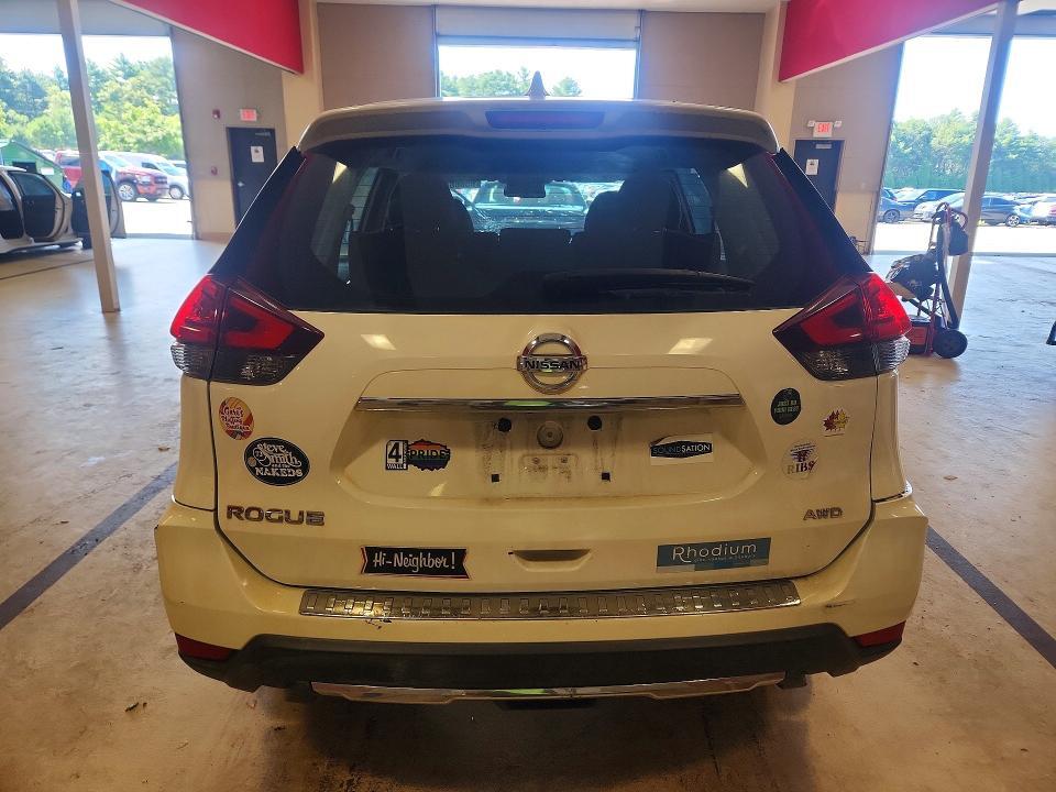 2017 NISSAN ROGUE S — Фото 6 из 13