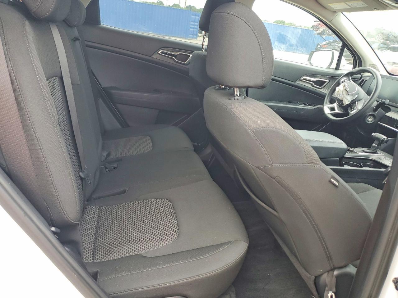 2023 KIA SPORTAGE LX — Фото 11 из 14
