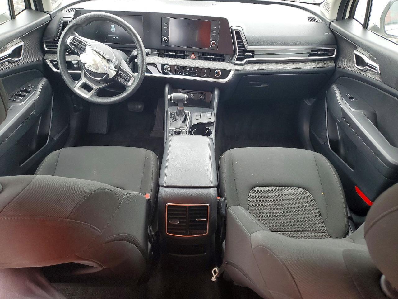 2023 KIA SPORTAGE LX — Фото 8 из 14