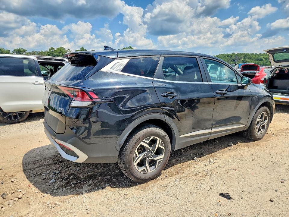 2023 KIA SPORTAGE LX — Фото 3 из 13