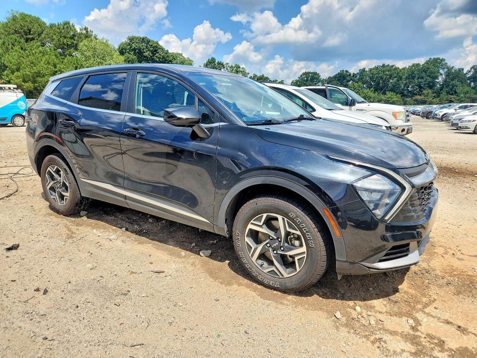 2023 KIA SPORTAGE LX — Фото 4 из 13