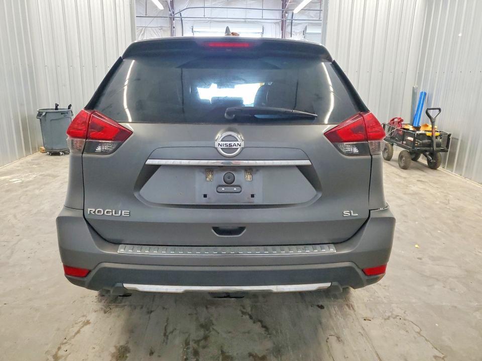 2017 NISSAN ROGUE SL — Фото 6 из 13