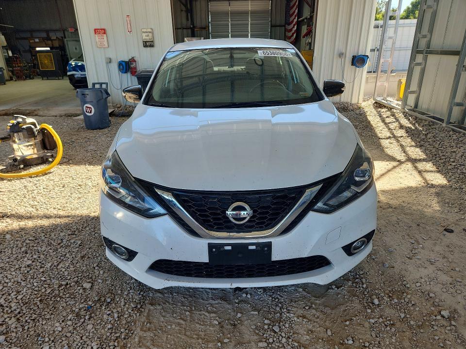 2017 NISSAN SENTRA SR — Фото 5 из 12