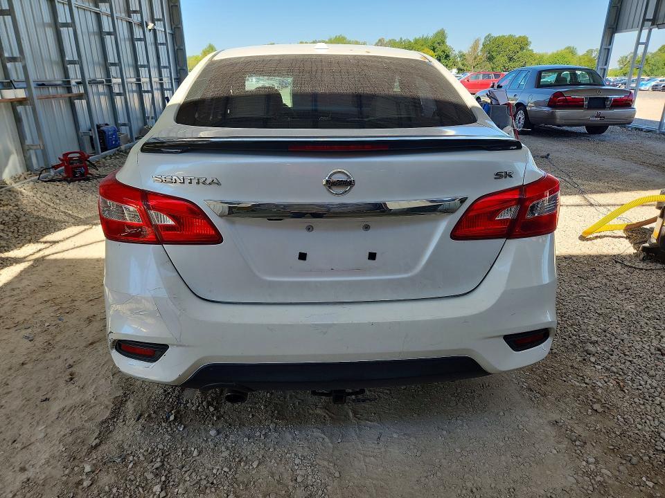 2017 NISSAN SENTRA SR — Фото 6 из 12