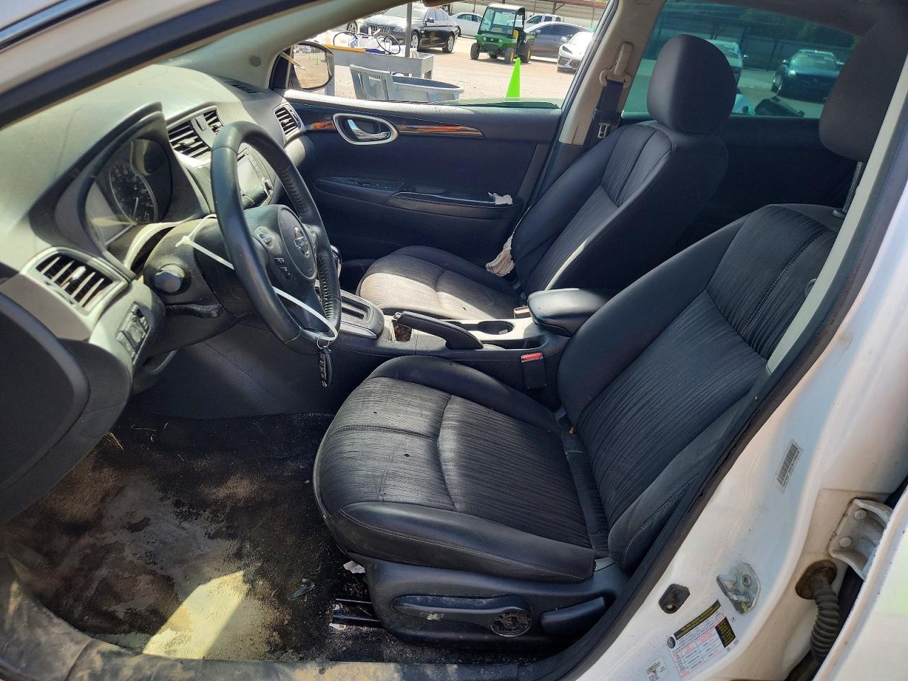 2017 NISSAN SENTRA SV — Фото 7 из 12