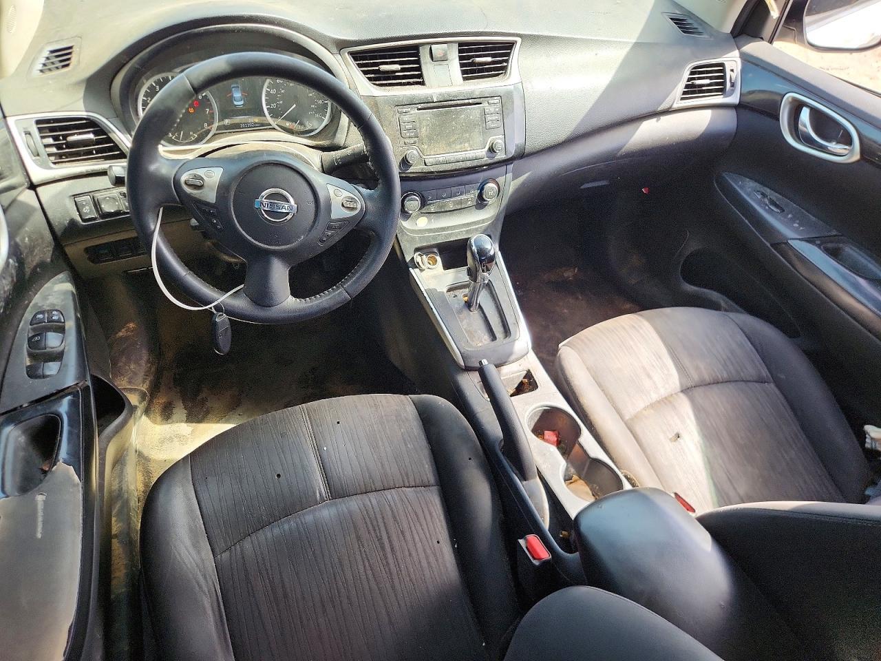 2017 NISSAN SENTRA SV — Фото 8 из 12