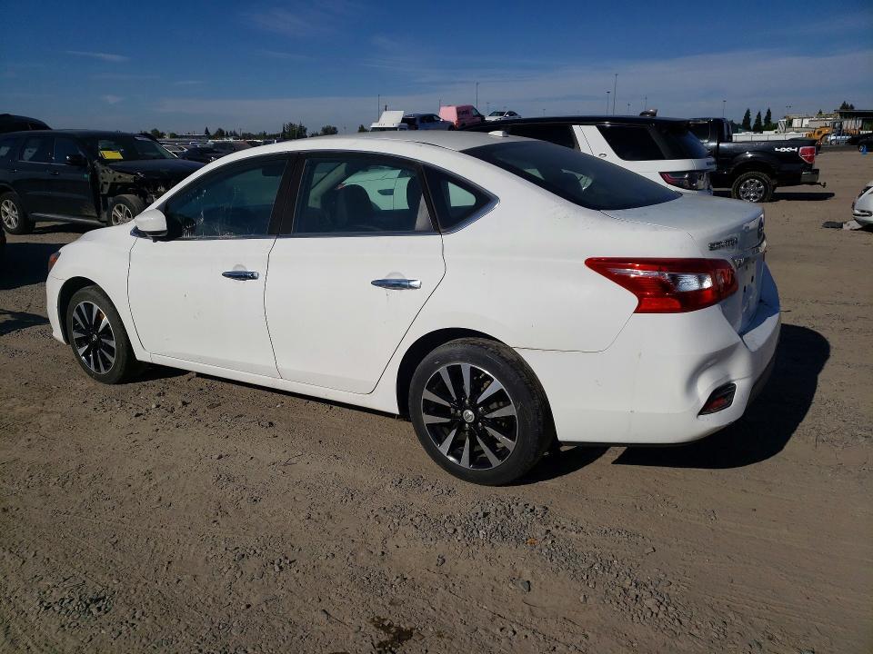 2017 NISSAN SENTRA SV — Фото 2 из 12