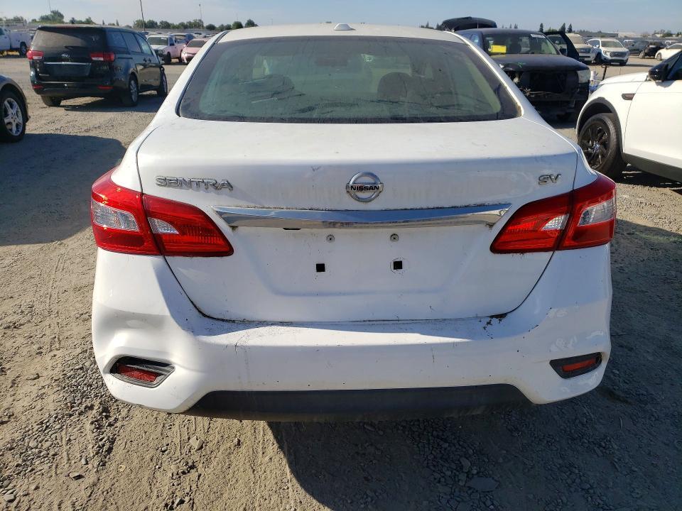 2017 NISSAN SENTRA SV — Фото 6 из 12