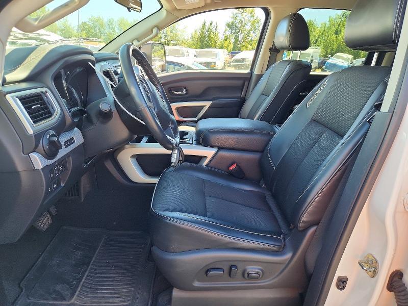 2017 NISSAN TITAN PRO-4X — Фото 7 из 12