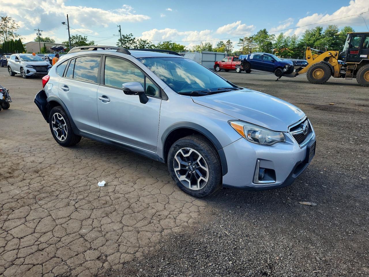 2017 SUBARU CROSSTREK LIMITED — Фото 4 из 12