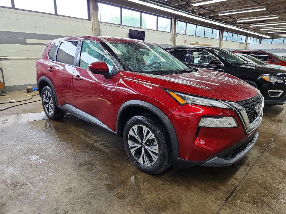 2023 NISSAN ROGUE SV — Фото 4 из 13