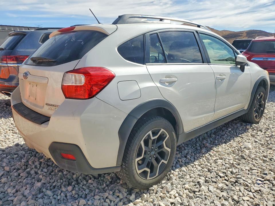 2017 SUBARU CROSSTREK PREMIUM — Фото 3 из 13