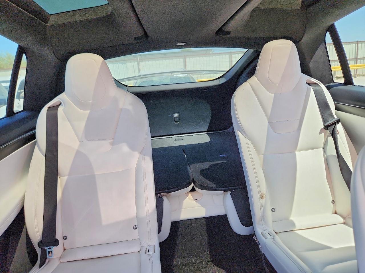 2017 TESLA MODEL X — Фото 10 из 13