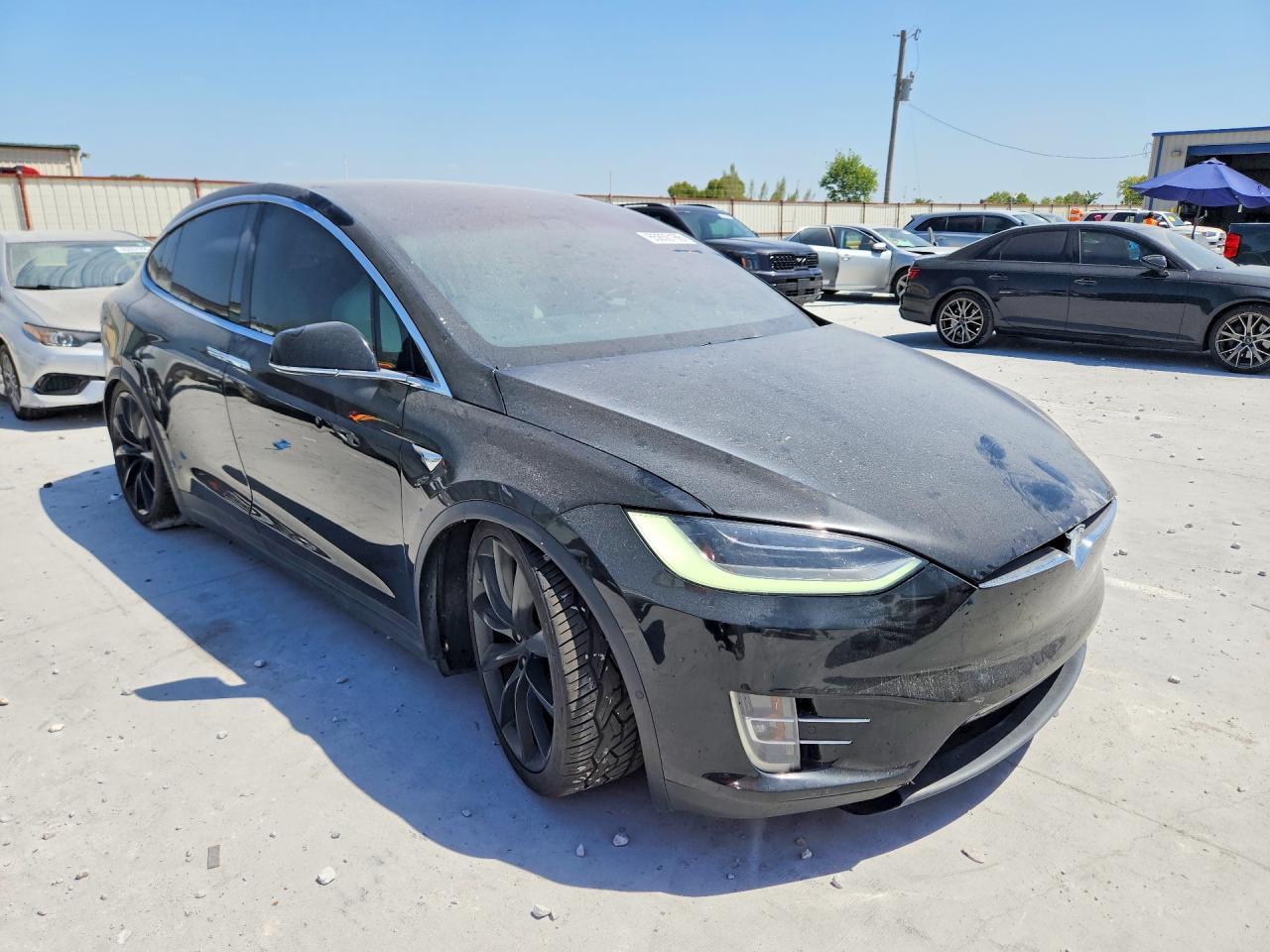 2017 TESLA MODEL X — Фото 4 из 13