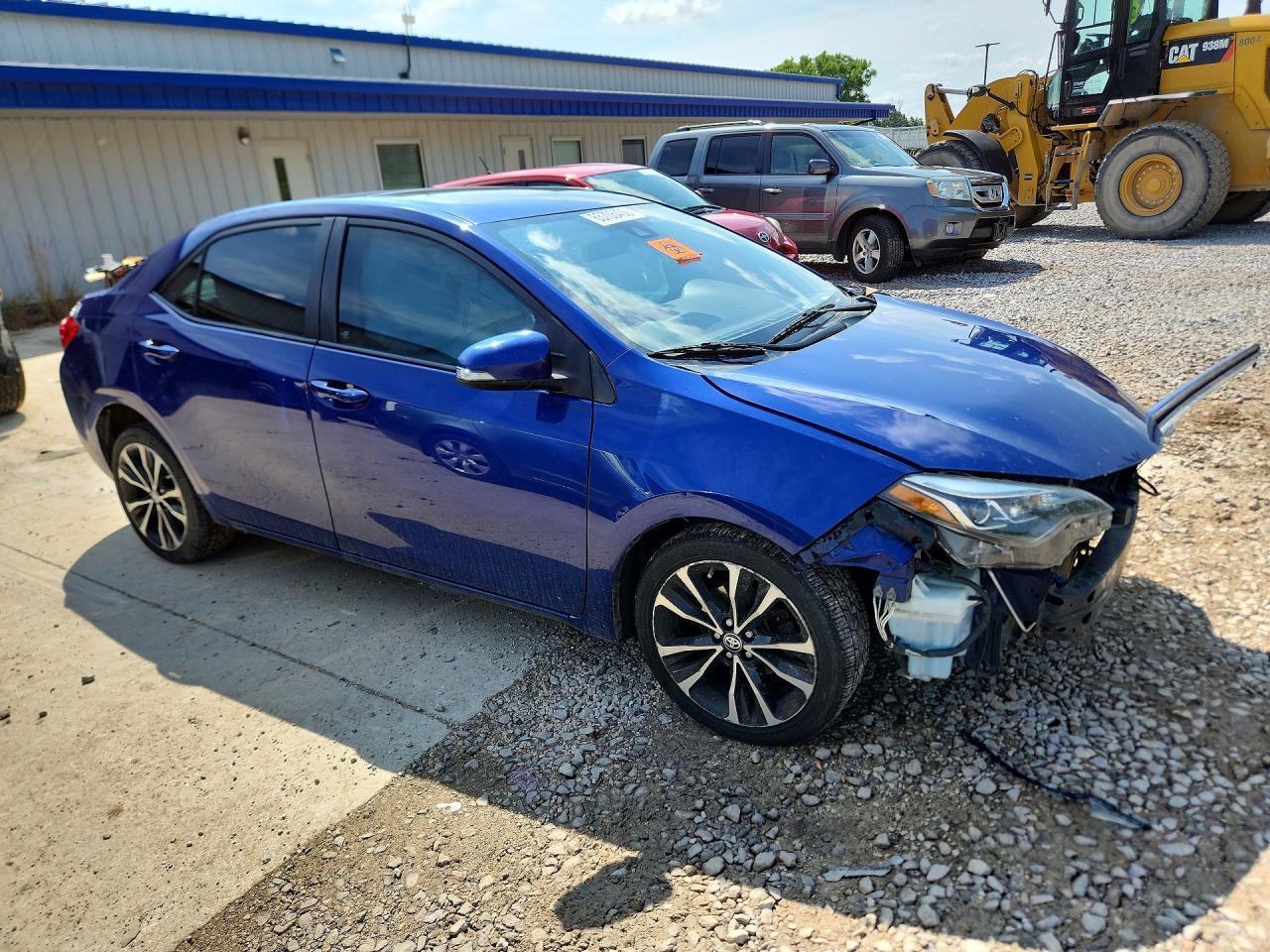2T1BURHE1HC802091 2017 TOYOTA COROLLA photo no. 4