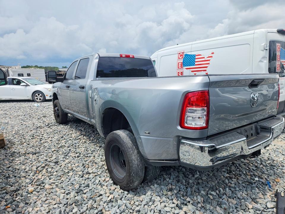 3C63RRGL4PG542576 2023 RAM 3500 photo no. 2