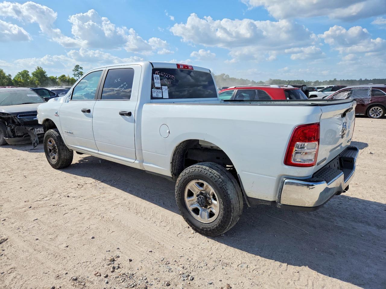 2023 RAM 2500 BIG HORN — Фото 2 из 12