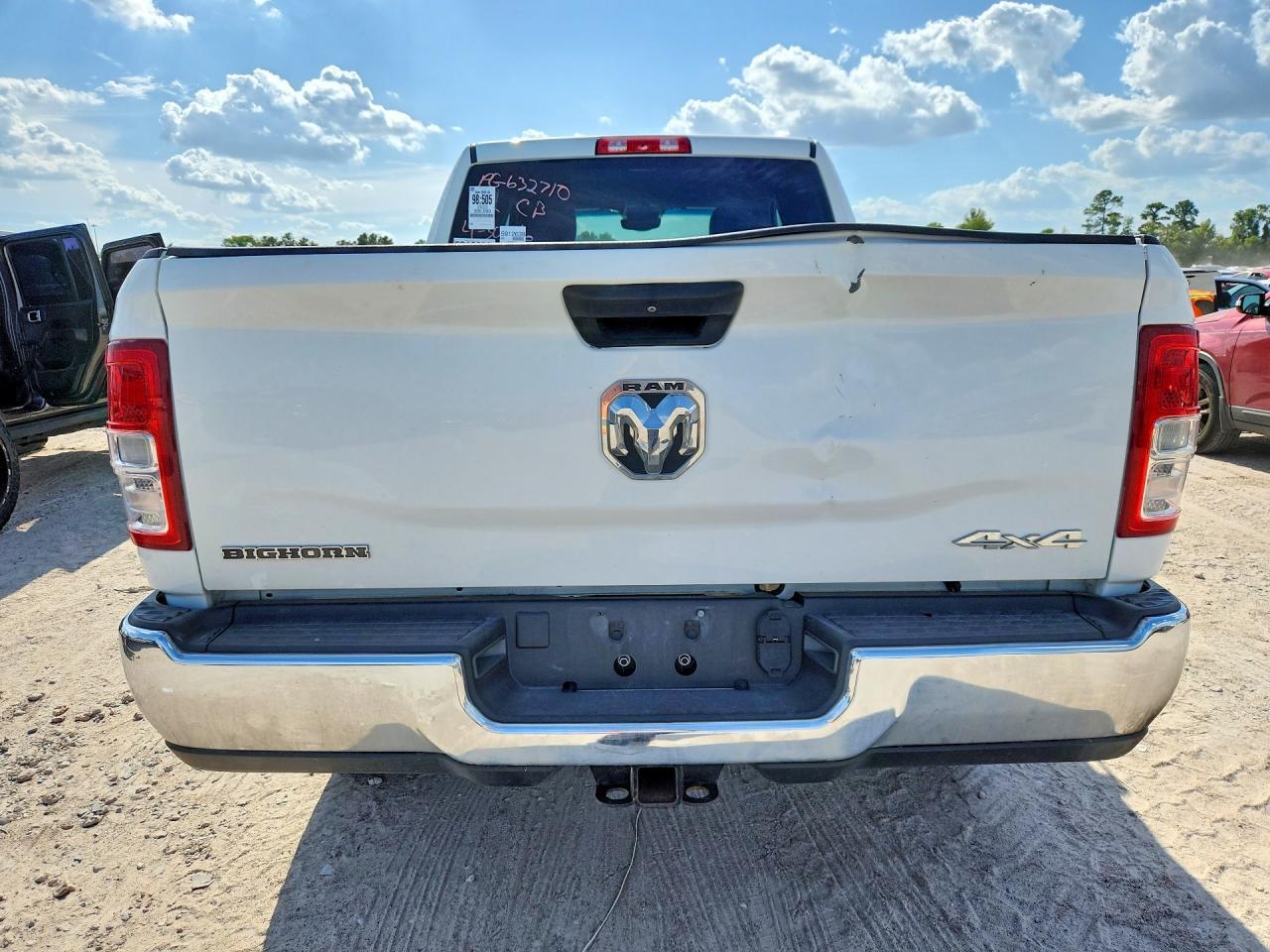 2023 RAM 2500 BIG HORN — Фото 6 из 12