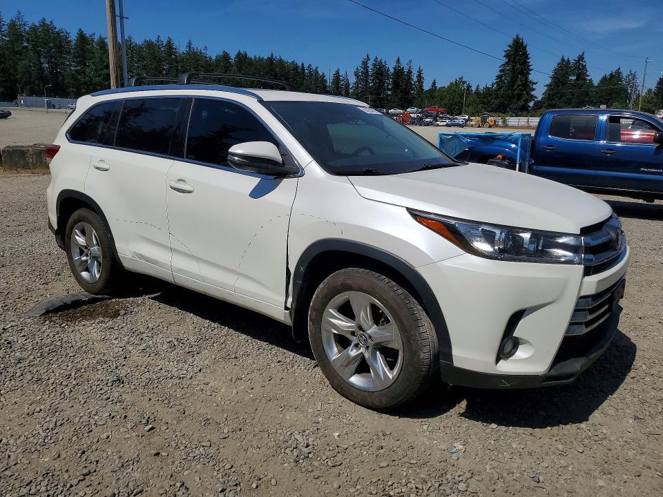 5TDDZRFH9HS375032 2017 TOYOTA HIGHLANDER photo no. 4