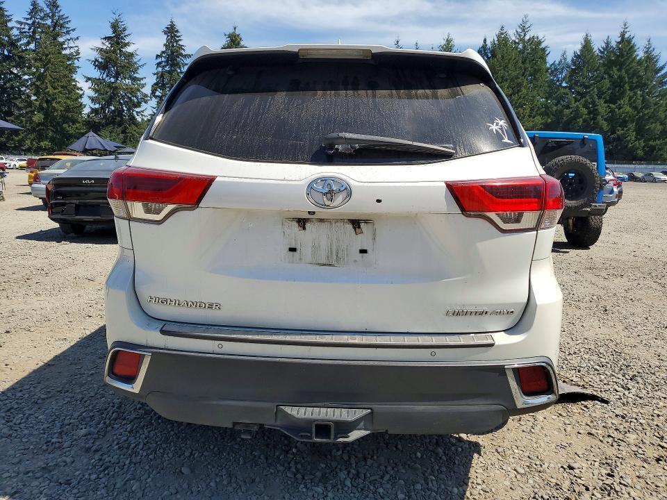 5TDDZRFH9HS375032 2017 TOYOTA HIGHLANDER photo no. 6