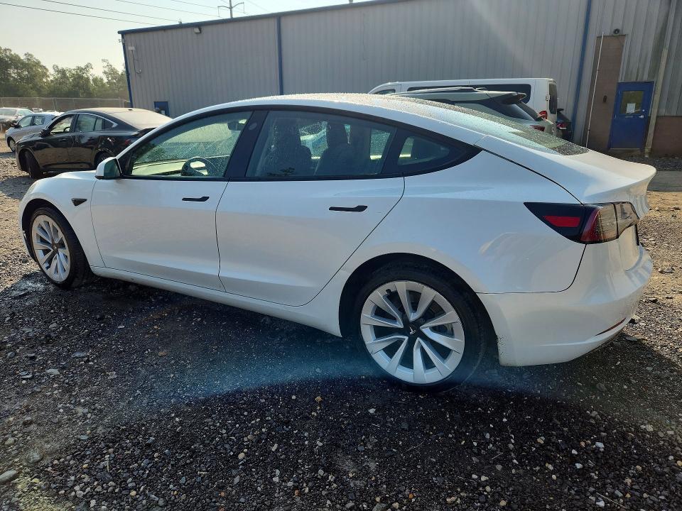 2023 TESLA MODEL 3 — Фото 2 из 12