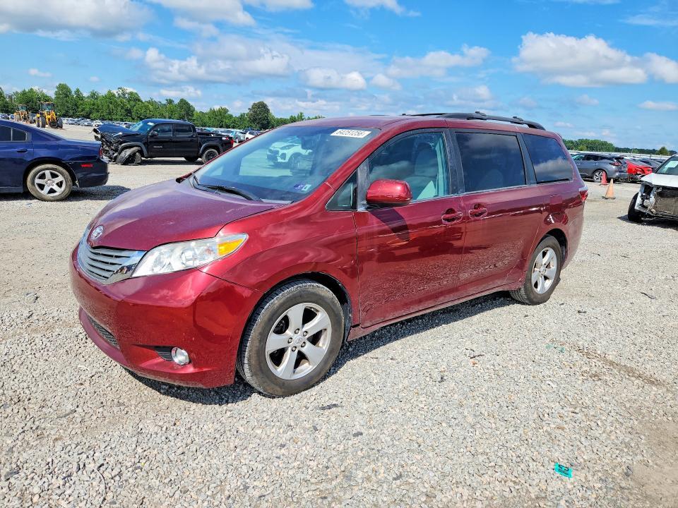 2017 TOYOTA SIENNA 5TDKZ3DC5HS859579