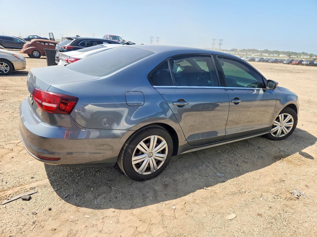 3VW2B7AJ6HM228612 2017 VOLKSWAGEN JETTA photo no. 3