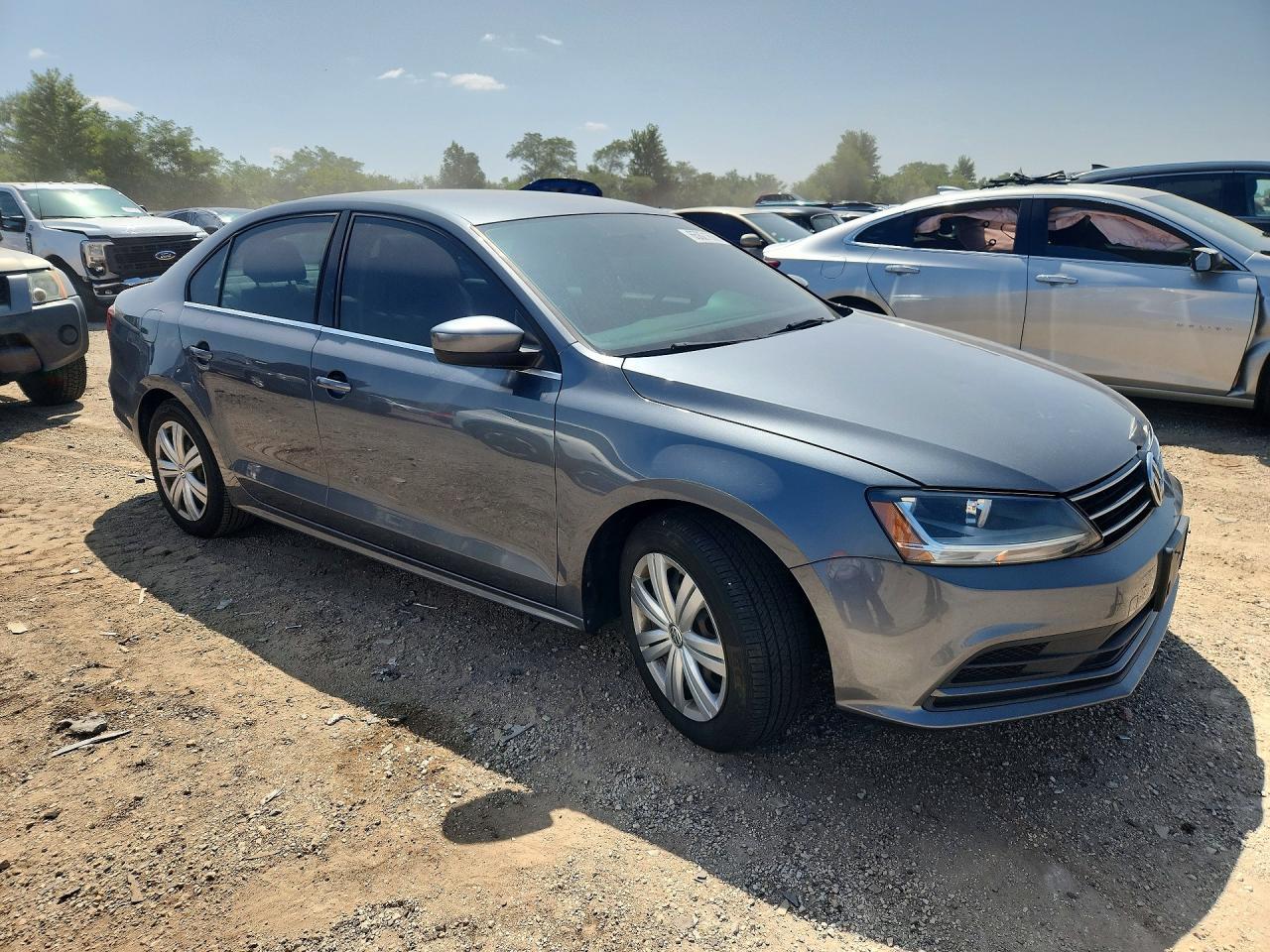 3VW2B7AJ6HM228612 2017 VOLKSWAGEN JETTA photo no. 4