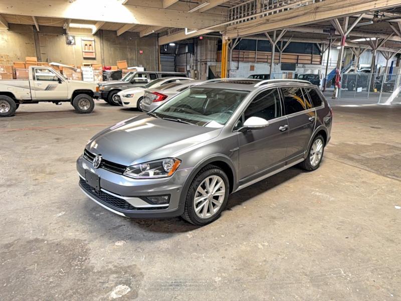 2017 VOLKSWAGEN GOLF ALLTRACK S — Фото 2 из 10