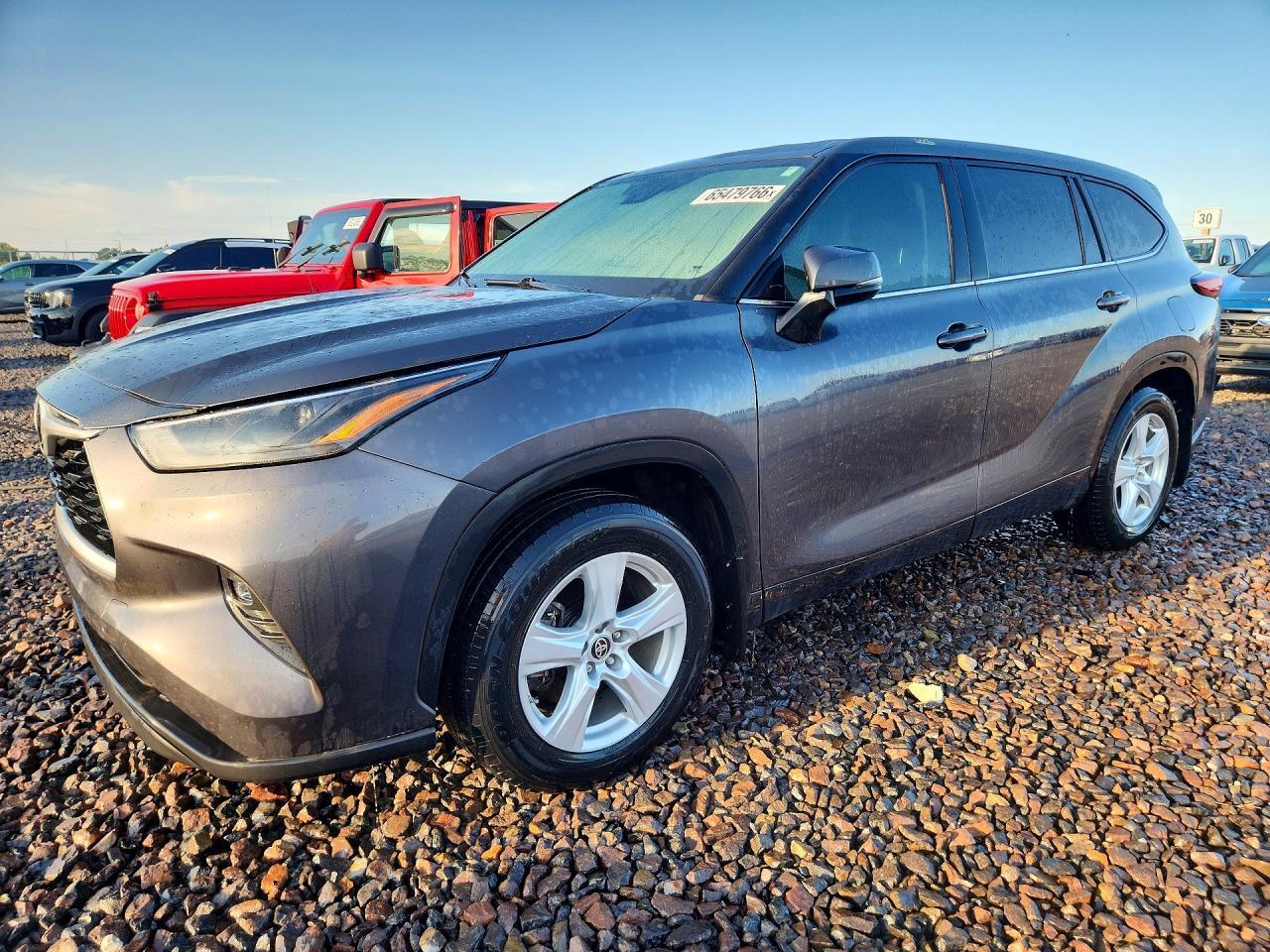 2023 TOYOTA HIGHLANDER LE