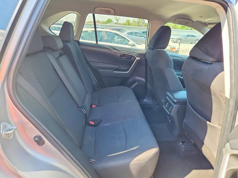 2023 TOYOTA RAV4 LE — Фото 11 из 13