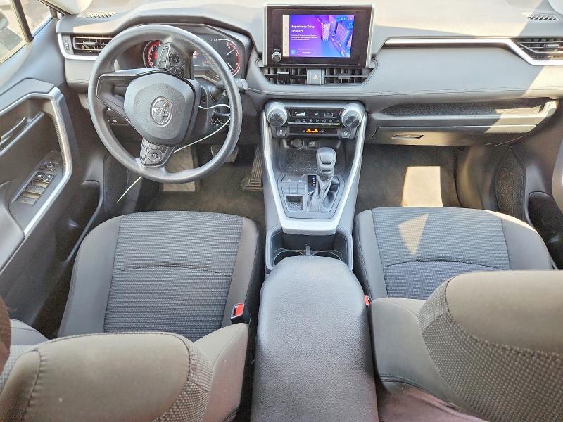 2023 TOYOTA RAV4 LE — Фото 8 из 13