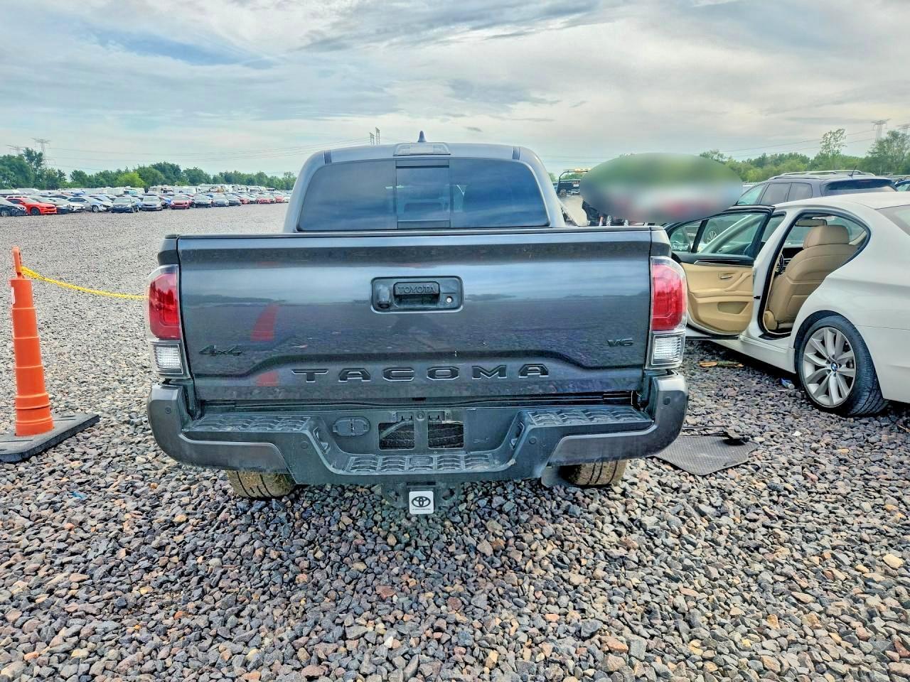 2023 TOYOTA TACOMA LIMITED — Фото 6 из 12